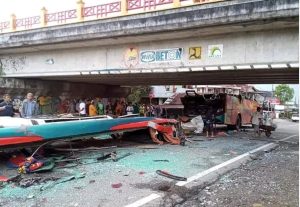 Balita Dua Tahun Selamat dalam Insiden Bus Tabrak Flyover