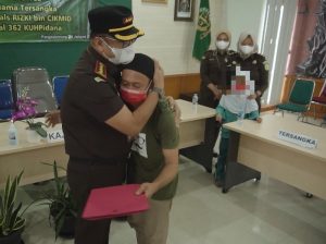 Kajari Bebaskan Ayah Curi HP untuk Anaknya Belajar Online