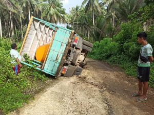 Mas Sur Sebut Perbaikan Jalan Provinsi di Banggai Bersaudara, Telah Dianggarkan