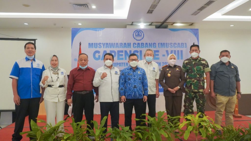 Lissa Nassi Terpilih Ketua Gapensi Banggai