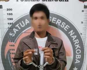 Dampingi Istri di Puskesmas Balantak, Pria Ini Tertangkap Pakai Sabu