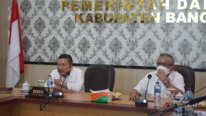 TERUNGKAP!! Marsidin ‘Permalukan’ Bupati Banggai saat Rapat
