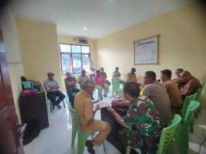 Camat Kintom Pimpin Mediasi Kisruh TKBM di Pelabuhan Tangkian, Ini Hasilnya