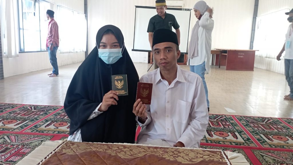 Seorang Tahanan Menikah dalam Rutan Palu
