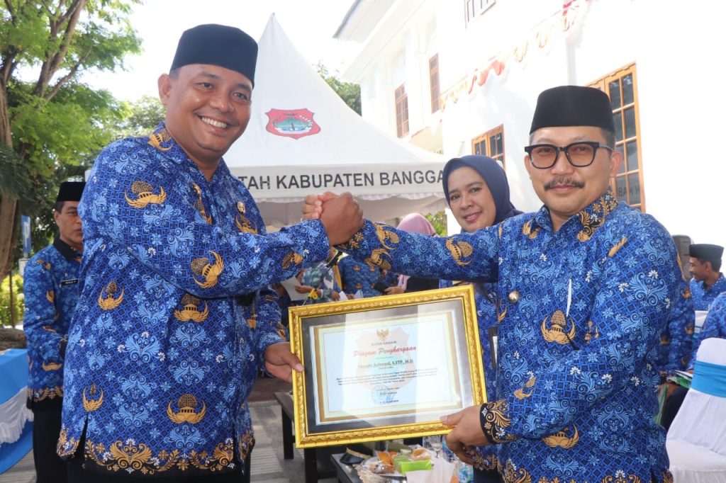 Korpri Banggai Ketiban Rp 100 Juta dari Bupati Amirudin