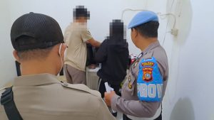 Astaga, Dua Cewek Satu Cowok Digerebek Polisi dalam Kamar Penginapan di Luwuk