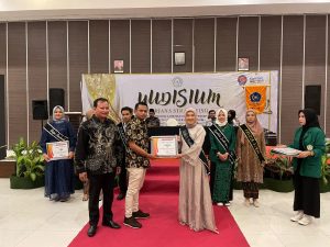 Momen Langka, 124 Mahasiswa Fisip UMLB Yudisium saat Gerhana Bulan Total