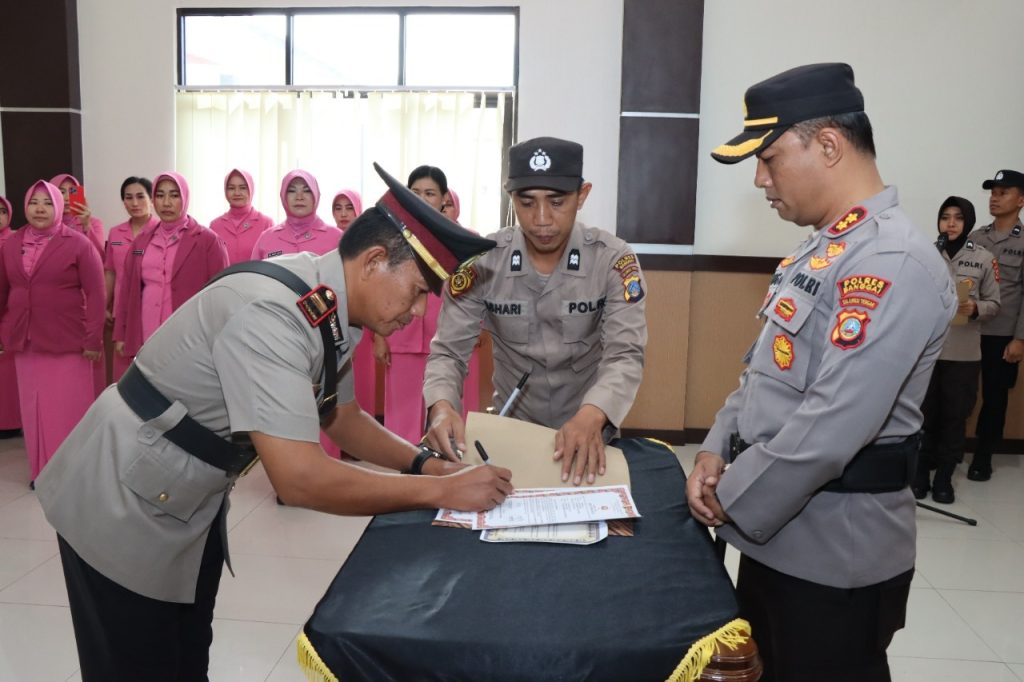 Iptu Deky Wahyudi Jabat Kasat Binmas Polres Banggai