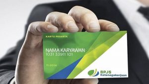 Kerjasama Pemda Banggai, BPJS Ketenagakerjaan Luwuk Serahkan Kartu untuk 3.341 Pekerja