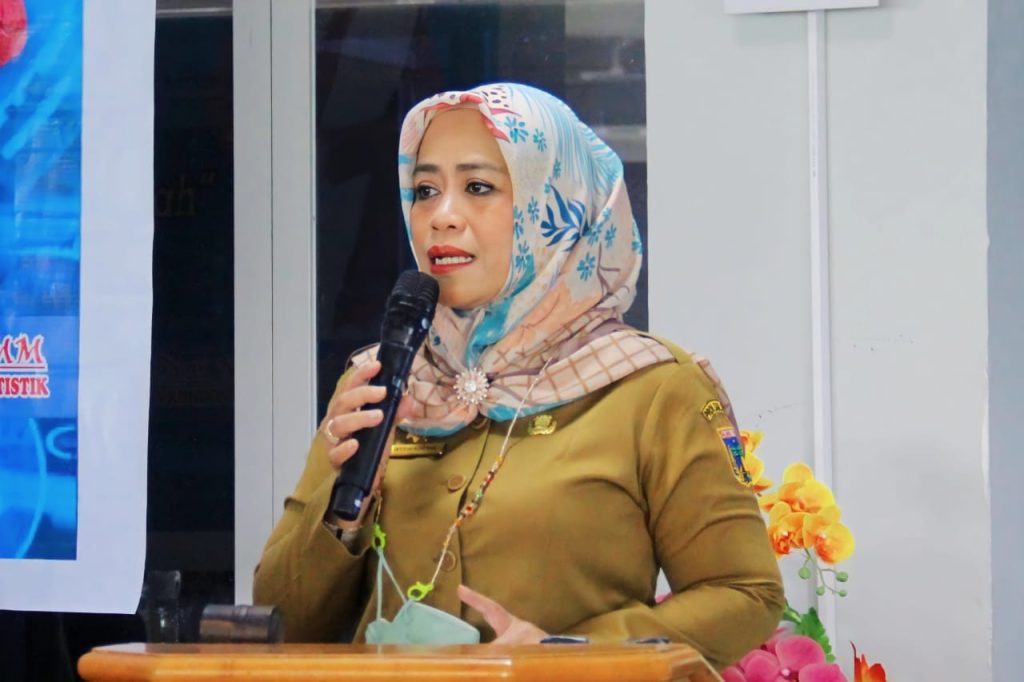 Disumpahi Rusdy Mastura, Novalina Wismadewa Dilantik Ma’mun Amir