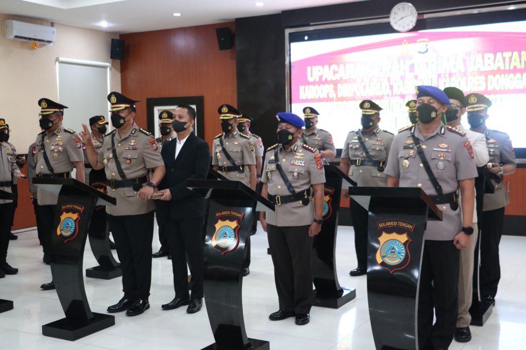 AKBP Ade Nuramdani Dilantik Kapolres Banggai, Gantikan AKBP Yoga Priyahutama