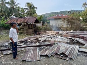 Rumah Warga Rata Tanah Dilalap Api di Siuna Pagimana