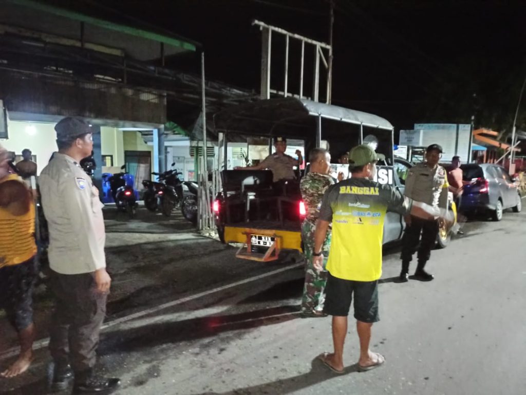 Mabuk Cap Tikus, Empat Pemuda Palak Kendaraan Lewat di Luwuk Utara