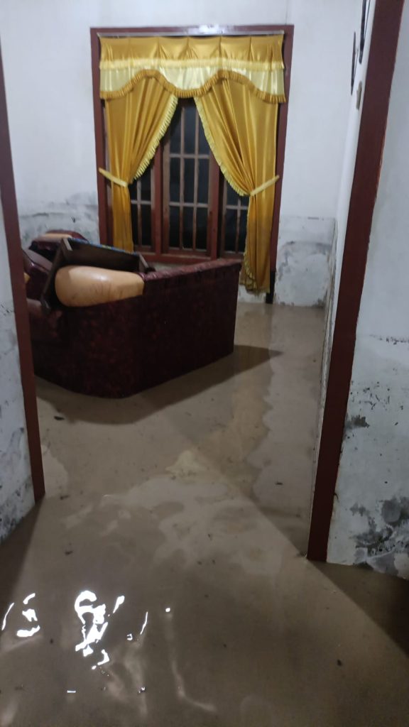Kondisi Terkini Banjir Bandang Desa Poh : Mulai Surut, 22 Rumah Terendam