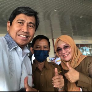 Herwin Yatim Peluk Dr Anang, Doakan Terbaik bagi Sang Inovator Genius
