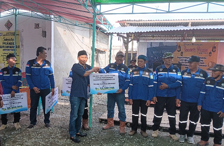 Camat Kintom Apresiasi Pemberian Motor dan THR untuk TKBM Tangkiang