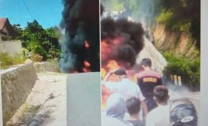 Kendaraan Angkut BBM Proyek Bandara Meledak di Banggai Laut