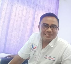 Rasakan Pahit Hidup Kaki Lima, Tukang Kacamata Maju Caleg Perindo di Banggai