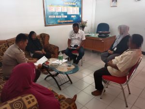 Suami Selingkuh dengan Tetangga, Istri 4 Bulan Tak Dapat Jatah