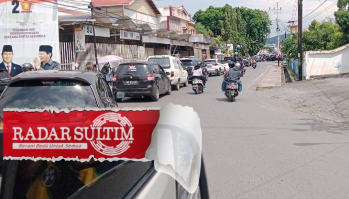 Macet Parah di Kota Luwuk, Warga Tanya Tugasnya Siapa?