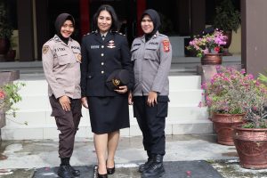 Iptu Dian, Sosok Polwan Cantik dalam Momen Hari Lahir Pancasila