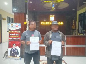 Istri Dilempar Kursi dalam Pesta, Kakak Adik Baku Pukul di Luwuk Timur
