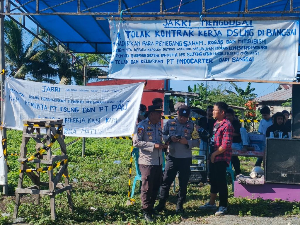 DSLNG didemo Puluhan Aktifis JARRI di Batui