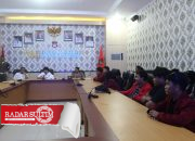 Bupati Banggai Sengaja Kabur Disambangi Mahasiswa?