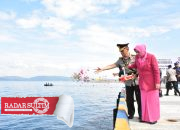 Sambut Hari Bhayangkara ke 77, Kapolda Sulteng Ziarah TMP dan Tabur Bunga di Teluk Palu