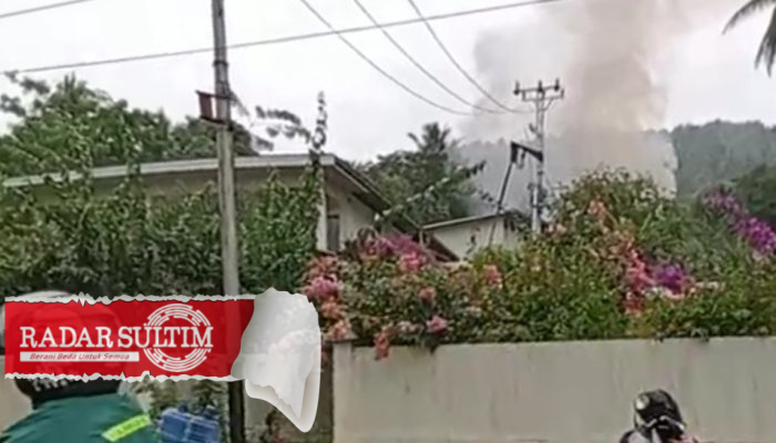 BREAKING NEWS! Kebakaran di Es Krim Teamo Koyoan