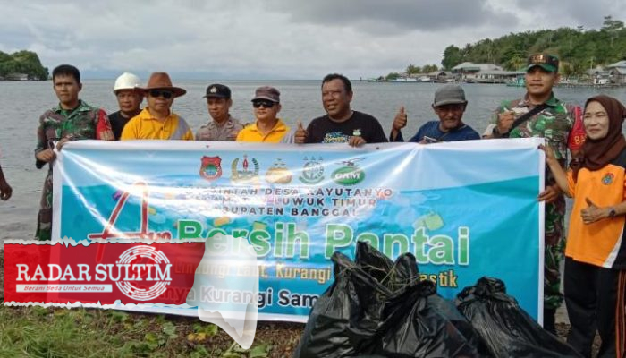 Kampanye Selamatkan Laut, LSM GAM Pungut Sampah dan Tanam Pohon di Pesisir Pantai Kayutanyo