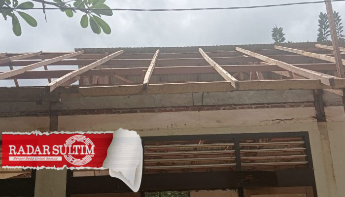 Parah, Kontraktor Pakai Bahan Bekas untuk Proyek Sekolah