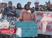 Aksi Ratusan Buruh Tangkiang Dukung Keputusan Dirjen Perhubungan Laut