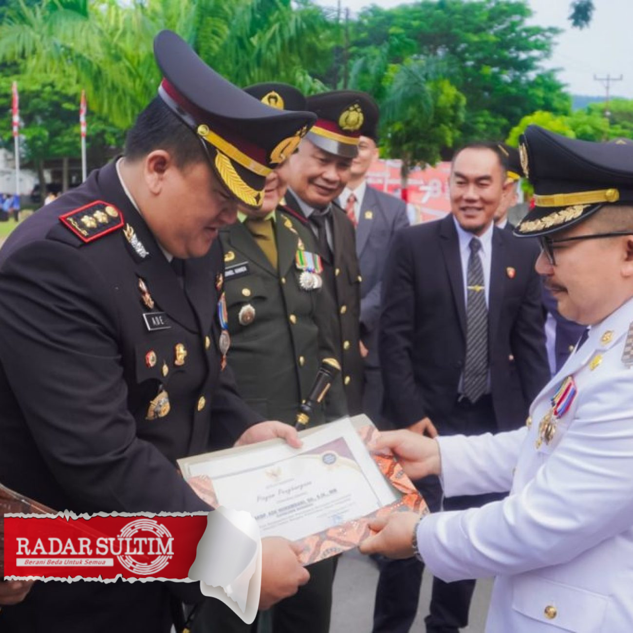 AKBP Ade Nuramdani Terima Penghargaan pada Upacara Kemerdekaan