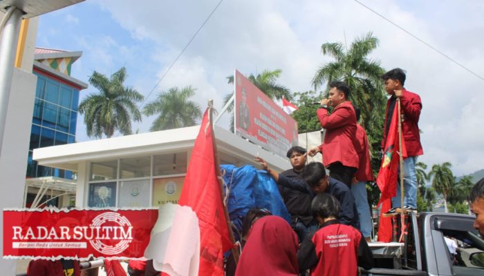 Dugaan Korupsi di Tubuh Disdik Banggai, Mahasiswa kembali Sambangi Kejaksaan