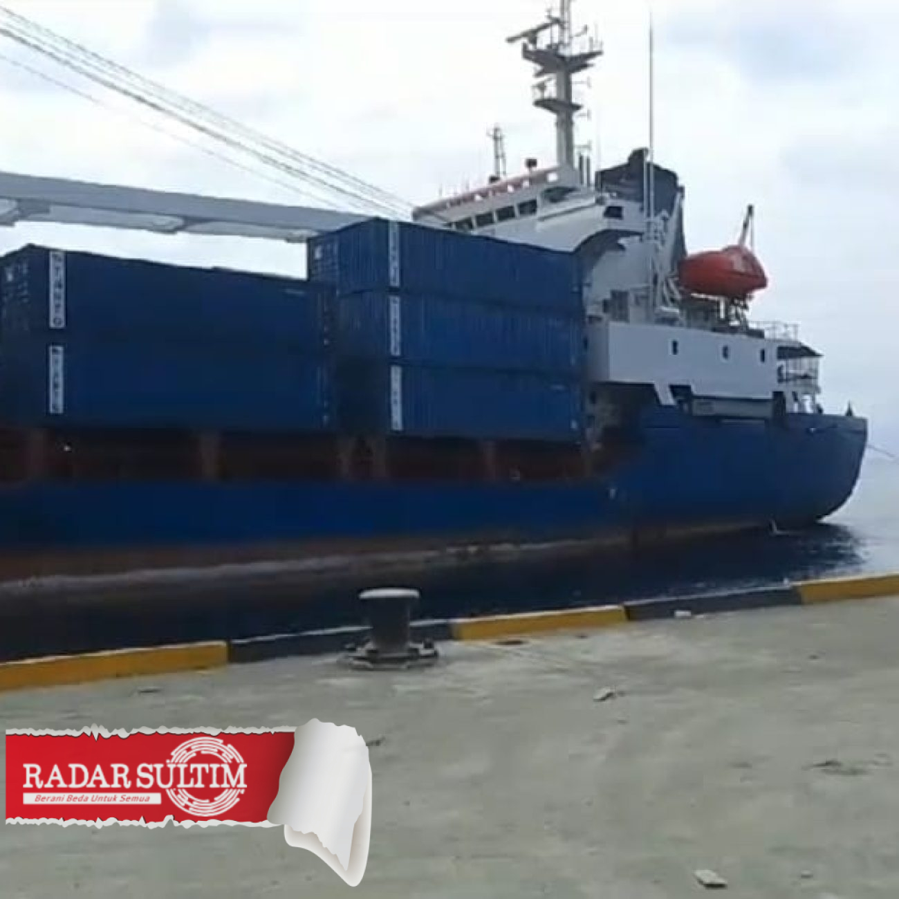 Kapal PT Tanto Intimlines Sandar di Pelabuhan Tangkiang, Situasi Aman Lancar