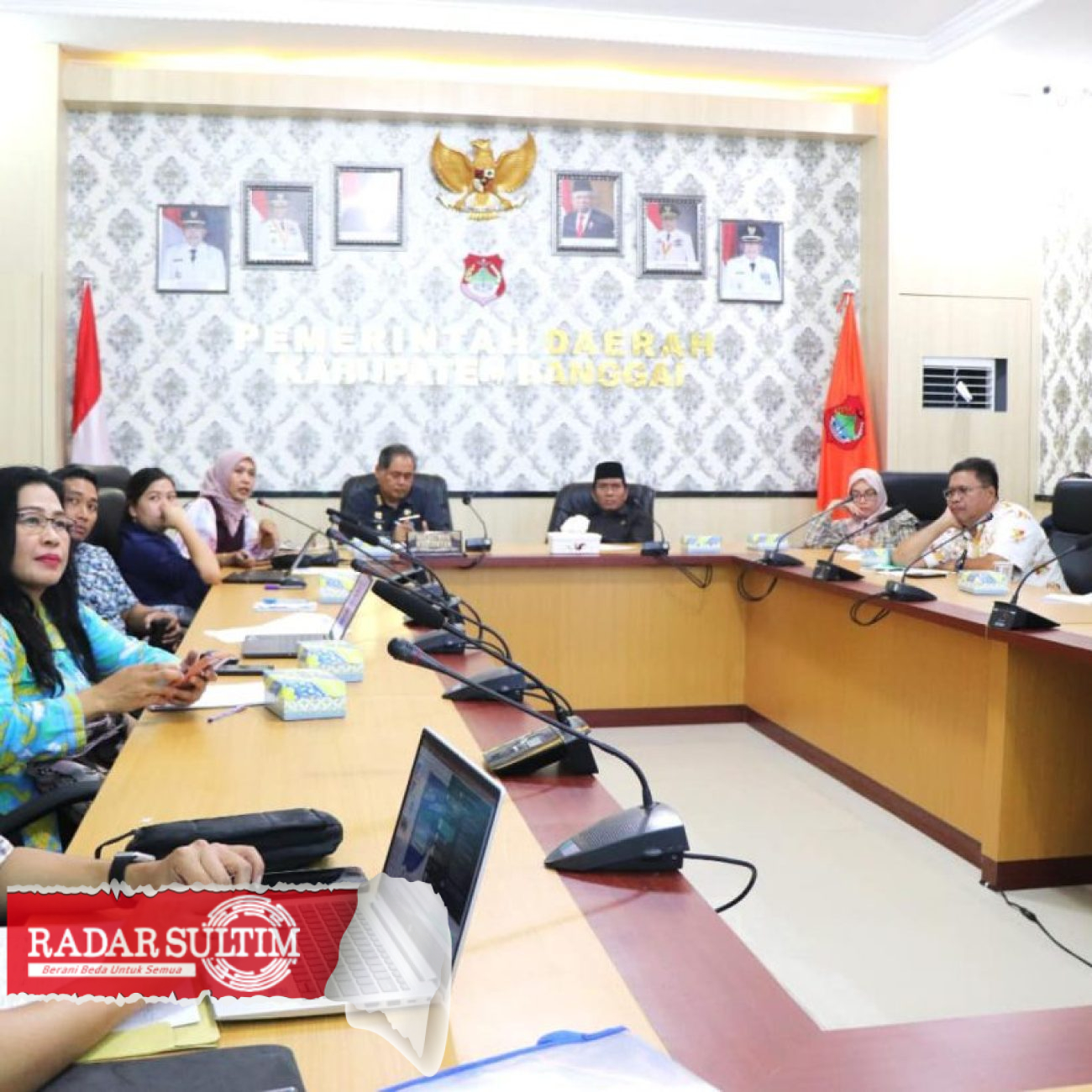Optimalisasi Program JKN UHC, Sekda Banggai Pimpin Forum Komunikasi
