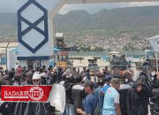 Buruh Tangkiang Kepung Kantor Dinas Koperasi dan KUPP Luwuk