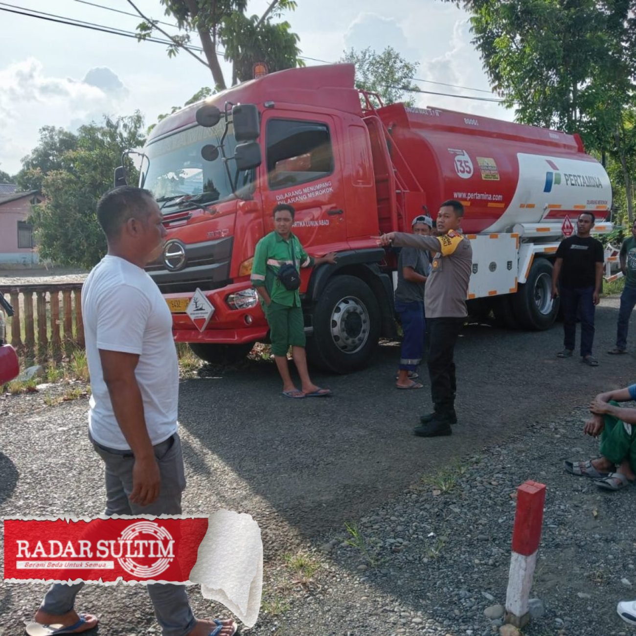 SPBU Singkoyo di Diskorsing Pertamina, Dua Mobil Tangki BBM Ditahan Massa