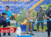 Musnahkan Ratusan Ribu Batang Rokok Ilegal, Bupati Amirudin Apresiasi Bea Cukai Luwuk