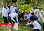 Unik.. Lantik 8.477 KPPS, KPU Banggai Ajak Tanam Pohon