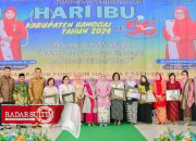 Peringati Hari Ibu, Dinas P2KBP2A Berikan Penghargaan Untuk Perempuan Banggai