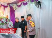 Kapolres Hadiri Pemakaman Ayah Ketua KPU Banggai