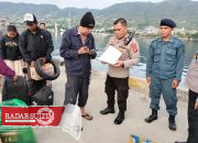 Over Load, Polisi Tertibkan Pemudik Nataru di Pelabuhan Rakyat Luwuk