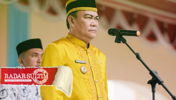 Pj. Sekda Banggai Bacakan Sambutan Menteri Pada Peringatan Hardiknas 2025