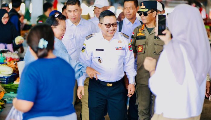 Tinjau Penataan Pasar, Amirudin Targetkan Penataan Lapak dan Akses Jalan Lebih Baik