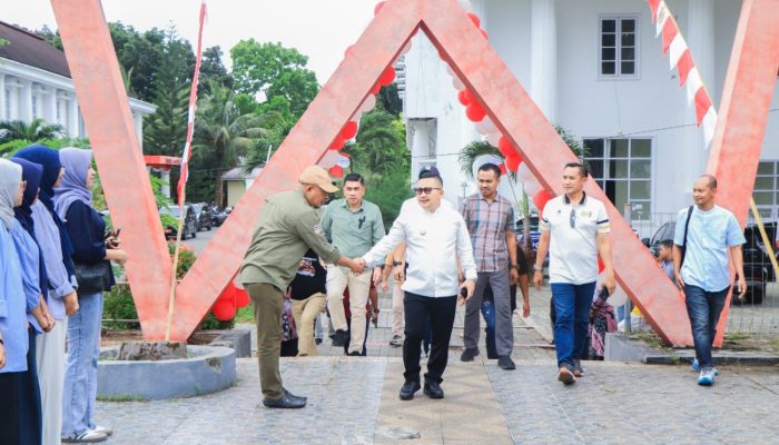Bupati Banggai Panen Raya di Perkebunan Dinas TPHP