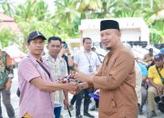 Bantu Petani Tingkatkan Produktivitas, Dinas TPHP BanggI Salurkan 103 Unit Hand Tracktor