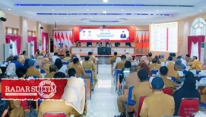 Dorong Penyerapan Anggaran, Bupati Banggai Pimpin Langsung Rapat Evaluasi APBD 2025